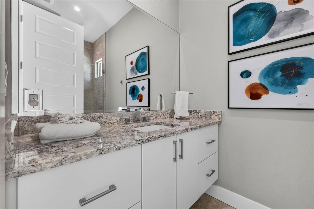 10209 Gulf Boulevard, Treasure Island, FL 33706 Photo