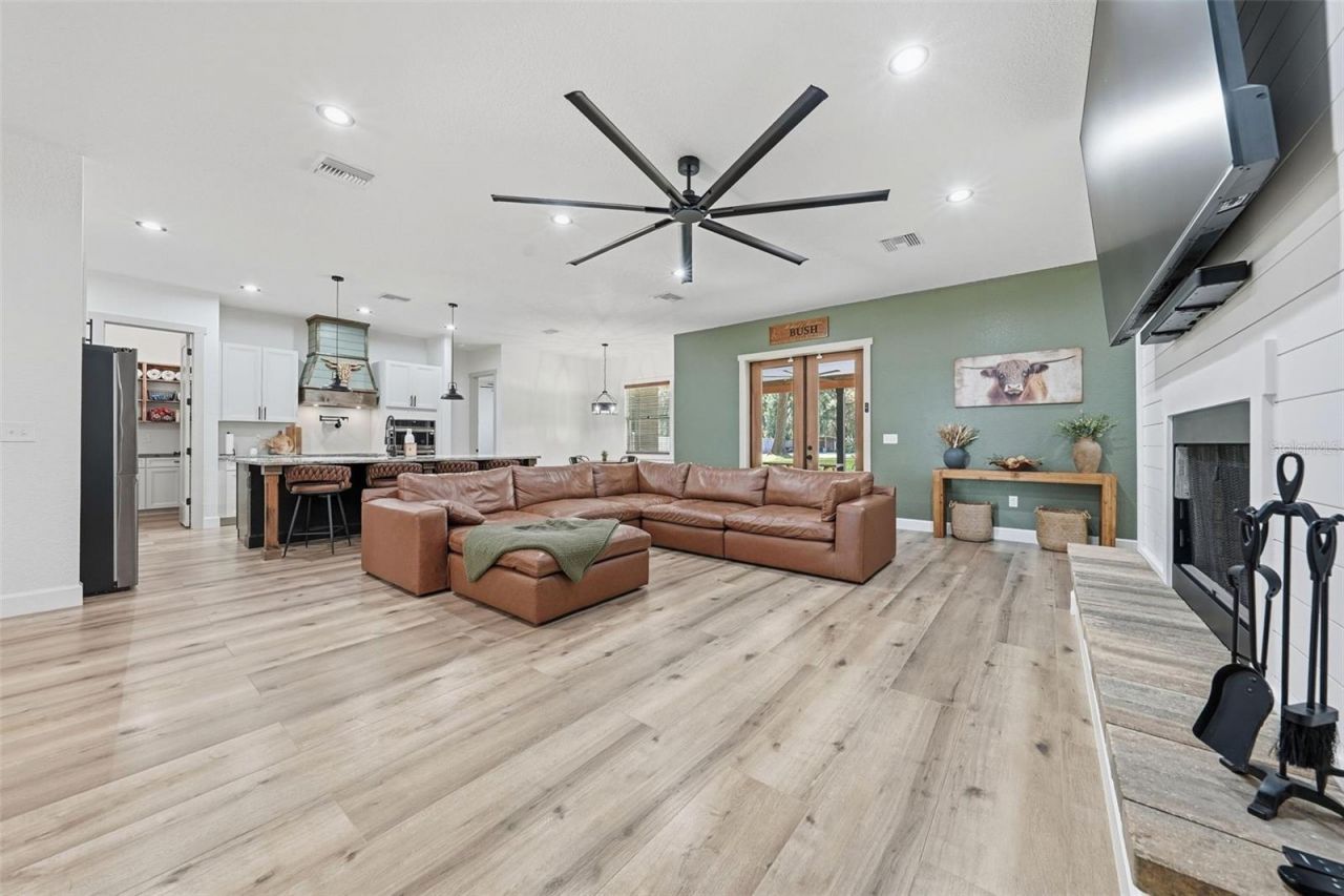 19106 Clayton Trail, Altoona, FL 32702 Photo