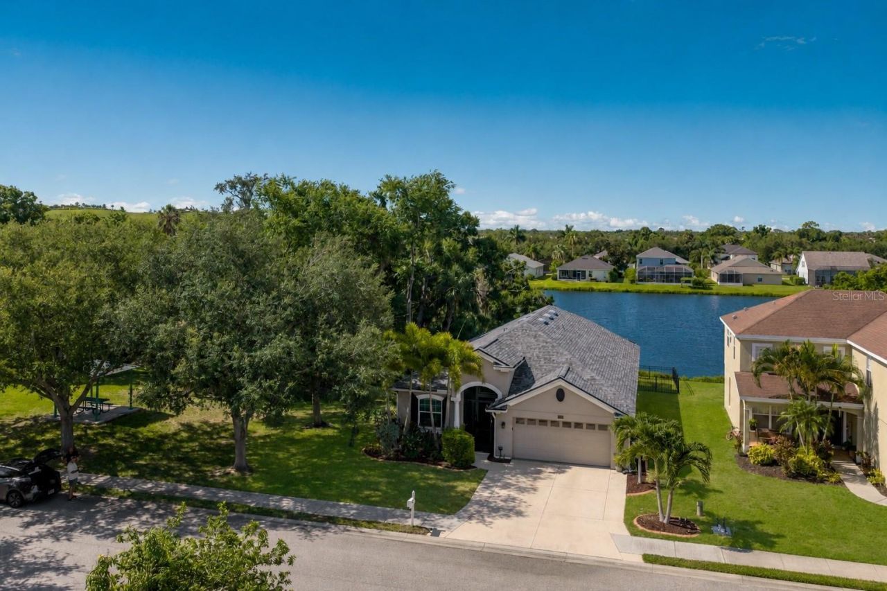 5030 58th Terrace E, Bradenton, FL 34203 Photo