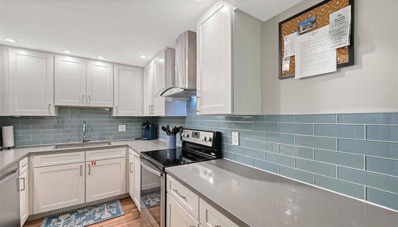 5855 Midnight Pass Road, Unit 221, Sarasota, FL 34242 Photo