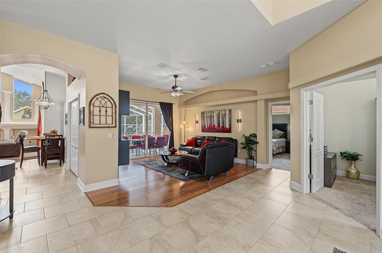 5109 Sylvan Oaks Drive, Valrico, FL 33596 Photo