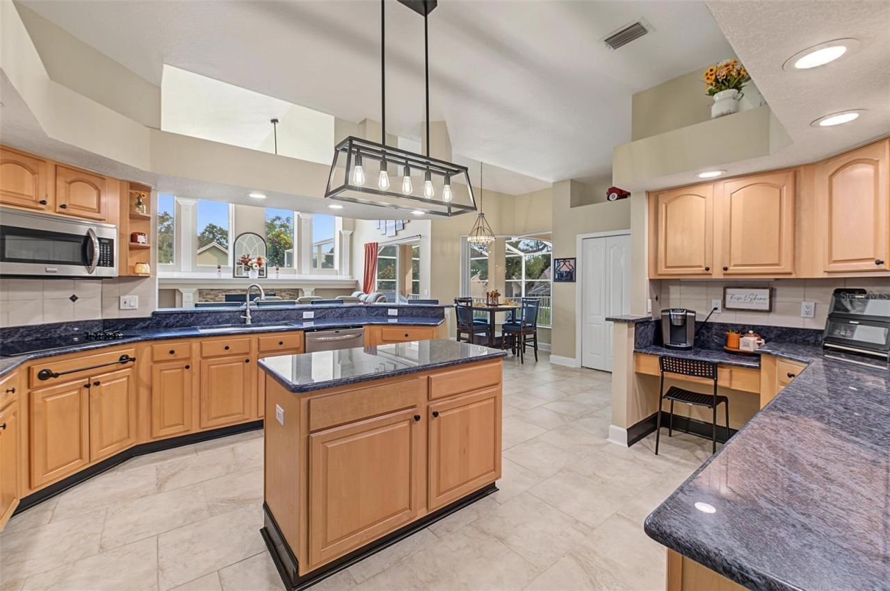5109 Sylvan Oaks Drive, Valrico, FL 33596 Photo