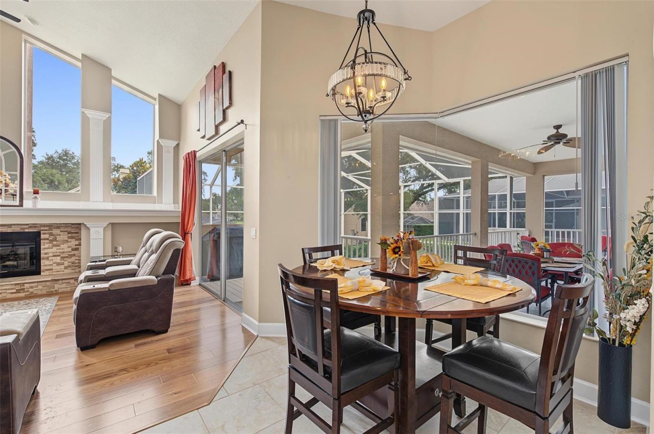 5109 Sylvan Oaks Drive, Valrico, FL 33596 Photo