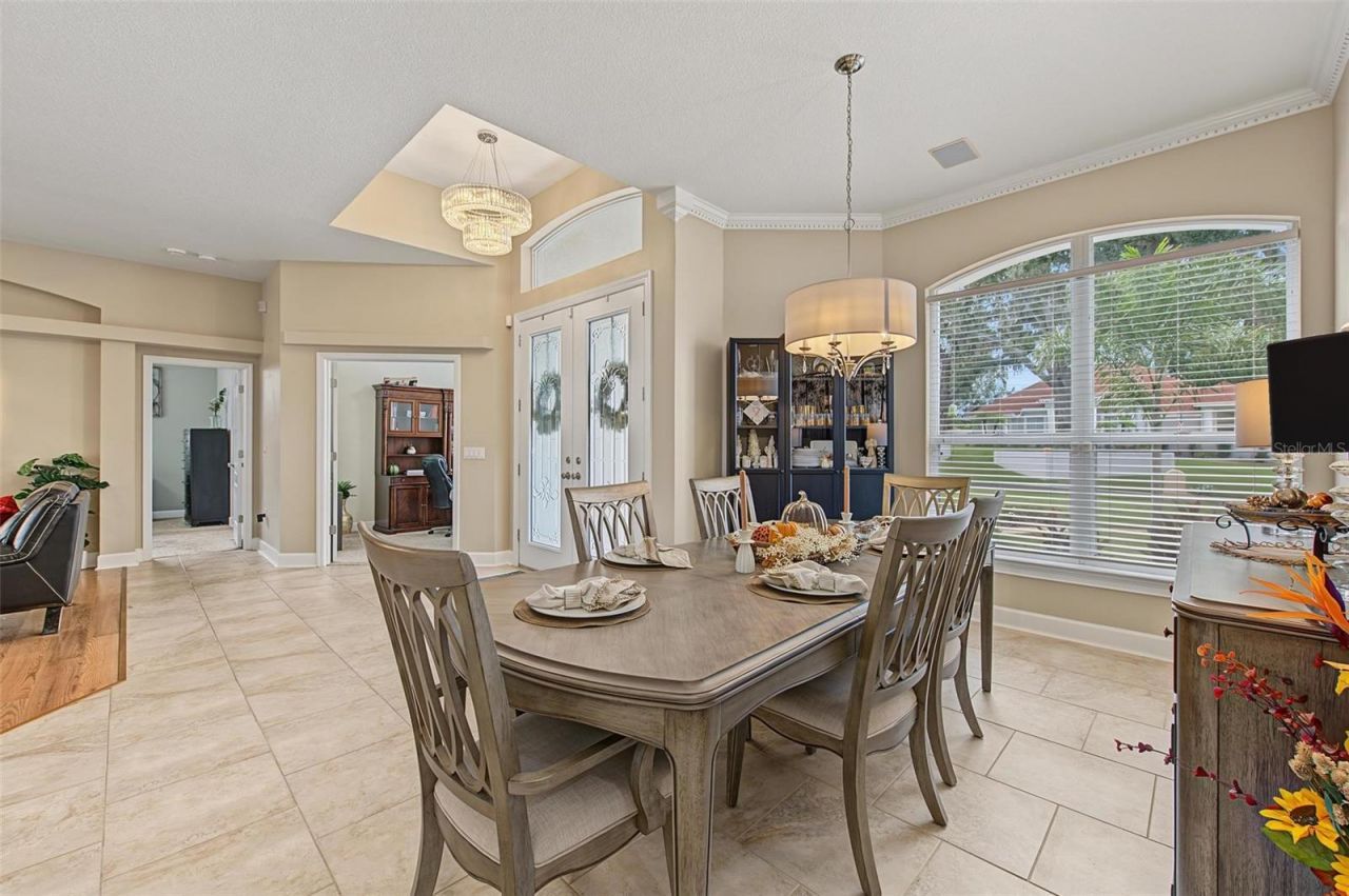 5109 Sylvan Oaks Drive, Valrico, FL 33596 Photo