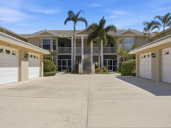 111 WOODBRIDGE DRIVE , Unit 204, VENICE, FL 34293