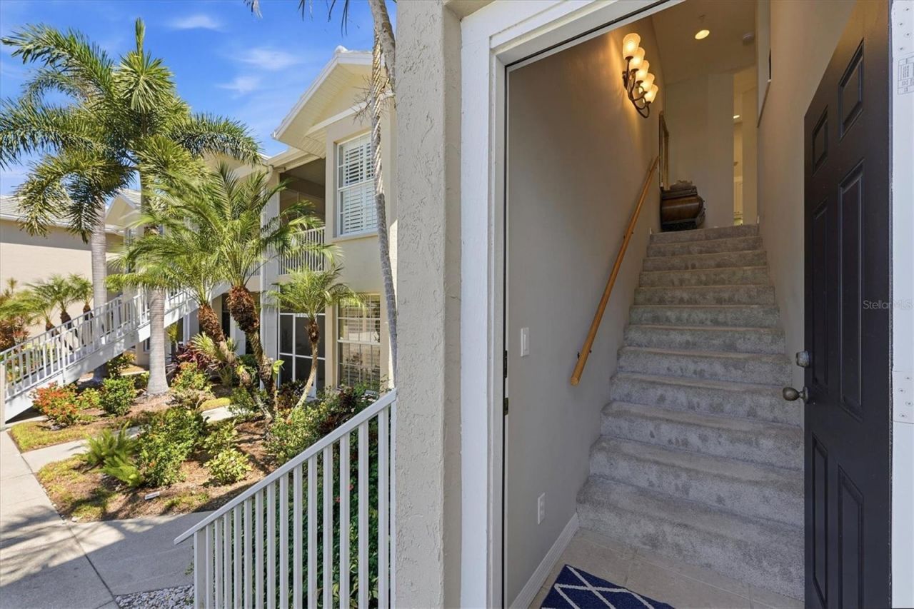 111 Woodbridge Drive , Unit 204, Venice, FL 34293 Photo