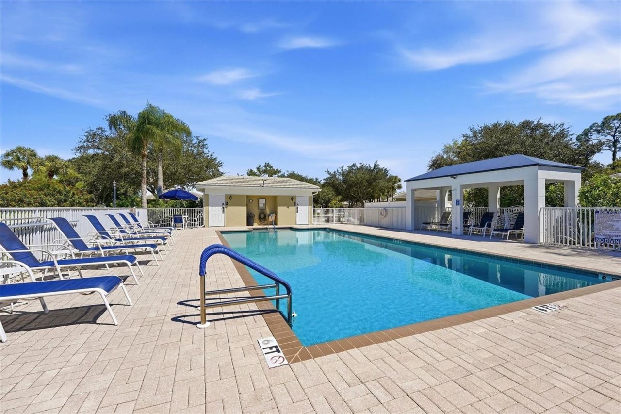 111 Woodbridge Drive , Unit 204, Venice, FL 34293 Photo