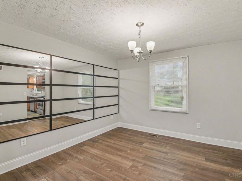 11258 Lodgeview Court, Forest Park, OH 45240 Photo 7