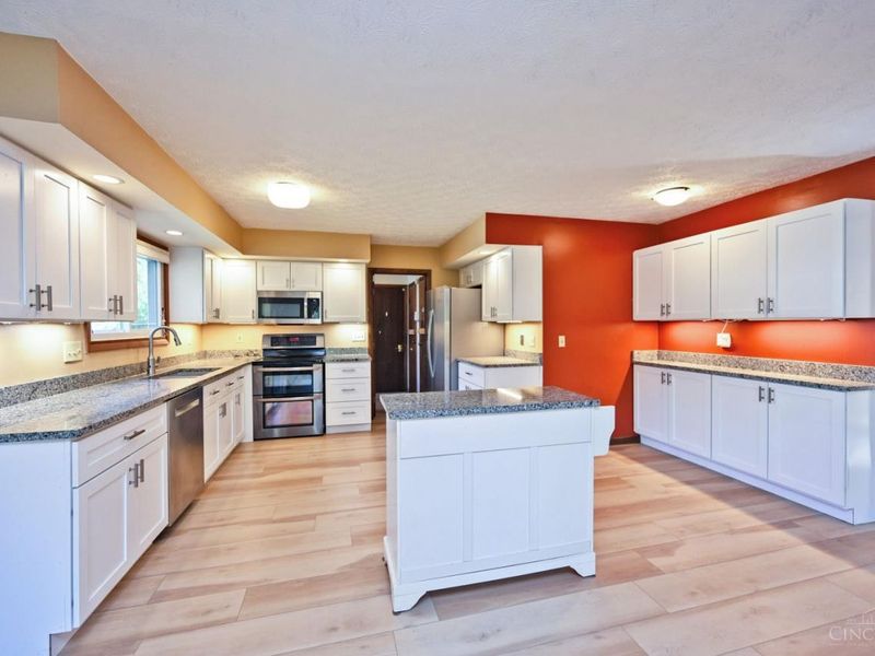 7337 Quail Run Drive, West Chester, OH 45069 Photo 14
