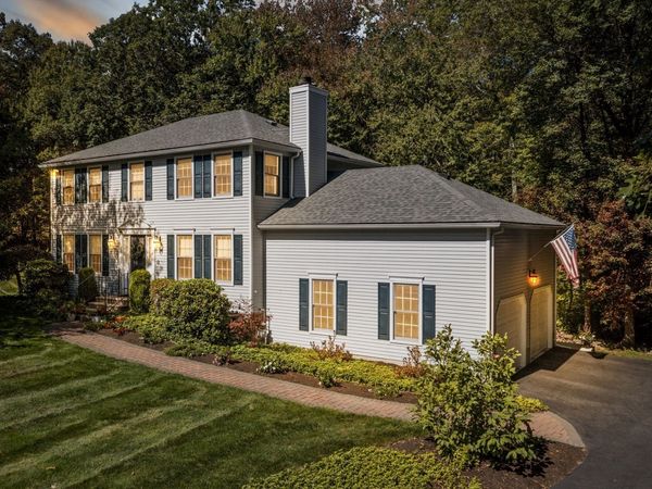 12 Jasmine Rd, Medway, MA 02053