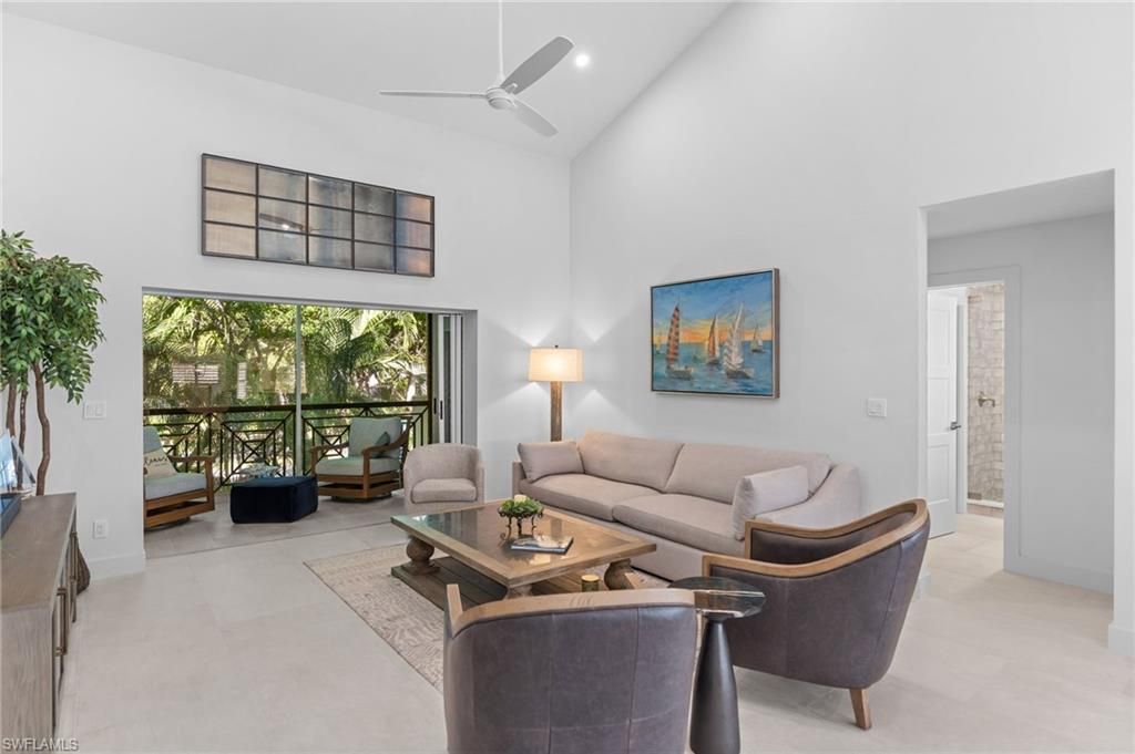 6855 San Marino Dr, Unit 201B, Naples, FL 34108 Photo