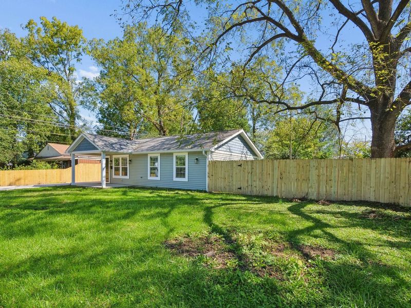 1874 Eastfield Drive , Columbus, OH 43223 Photo 3