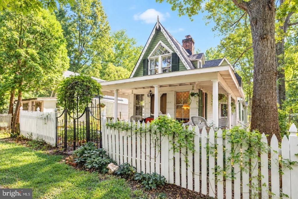 403 6TH AVENUE , WASHINGTON GROVE, MD 20880
