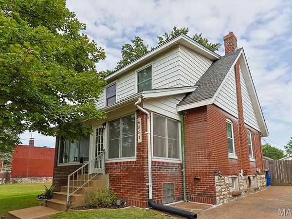 6581 Hoffman Avenue, St Louis, MO 63139