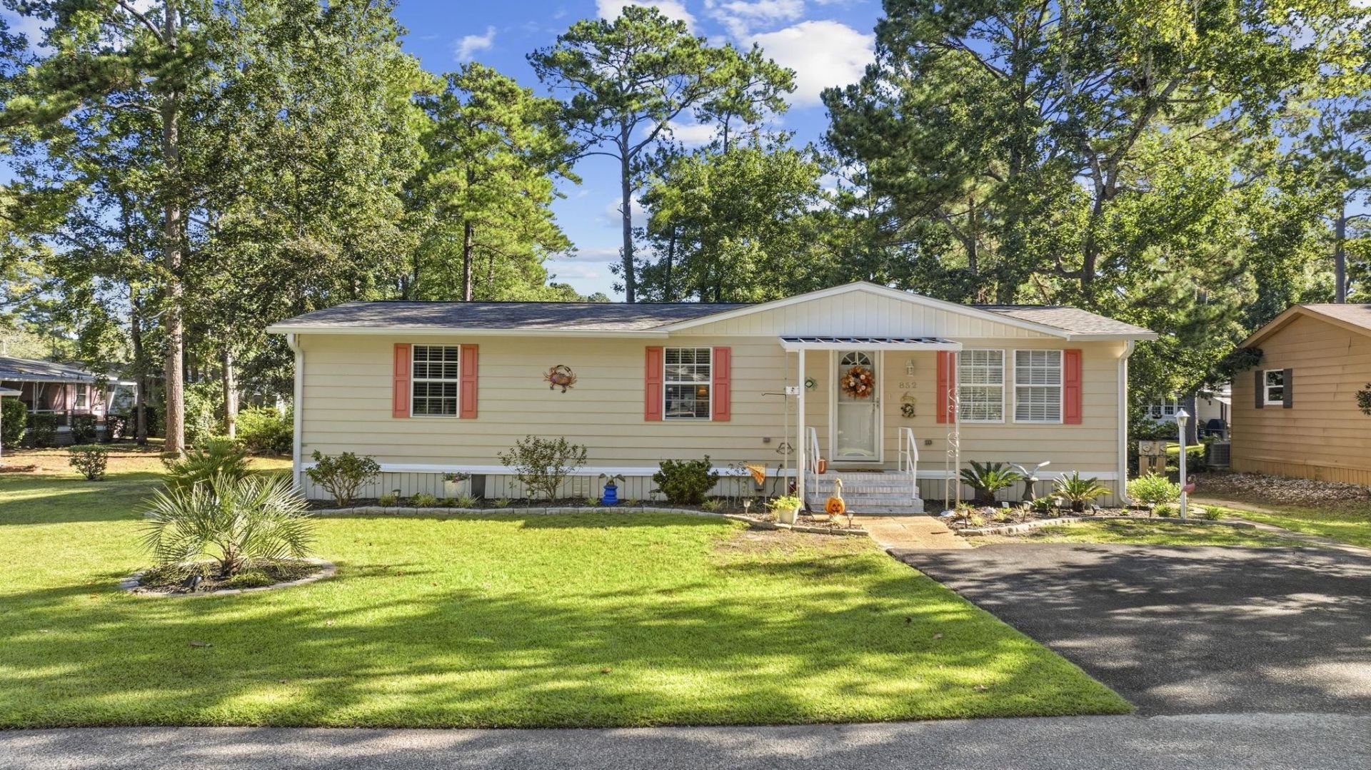 852 Raleigh Trail, Murrells Inlet, SC 29576 Main Photo