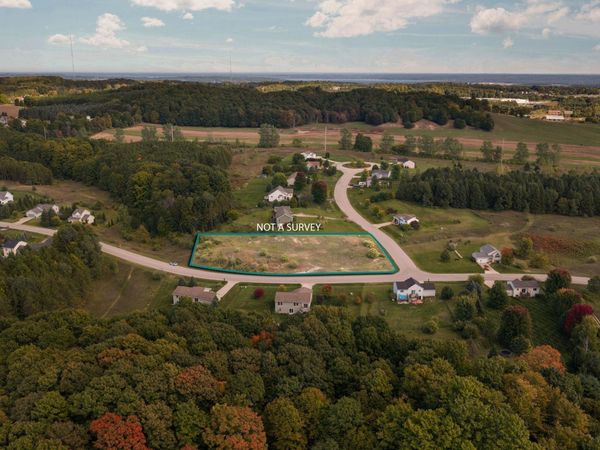 Lindhurst Drive, Traverse City, MI 49685