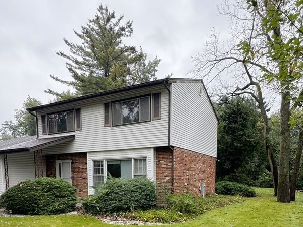 1935 Birch Road , Northbrook, IL 60062