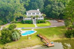 5616 Chaplins Landing Road photo 4