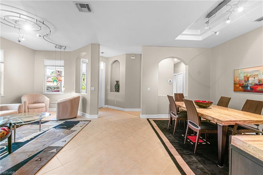 10512 Bella Vista Dr , Fort Myers, FL 33913 Photo