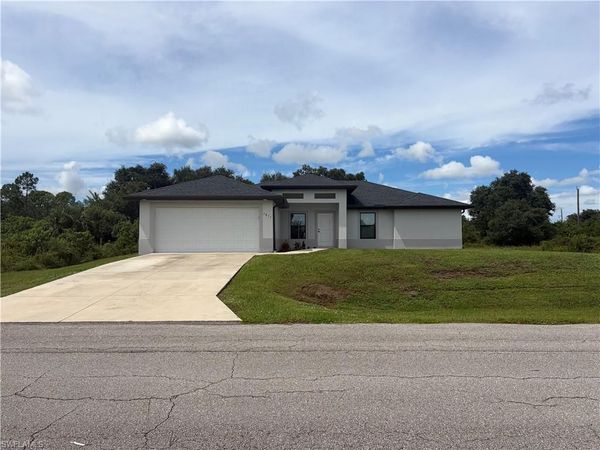 1611 Louis AVE , LEHIGH ACRES, FL 33972