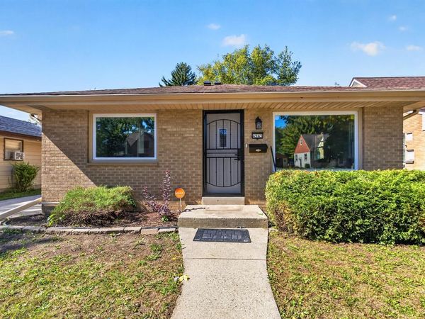 4945 N 57th STREET, Milwaukee, WI 53218