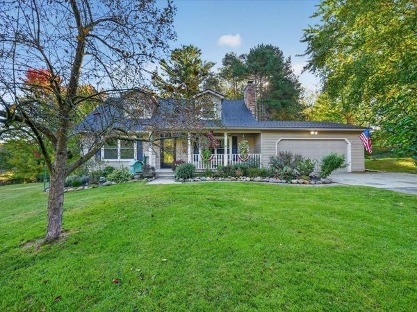7234 Linden Road, Fenton, MI 48430