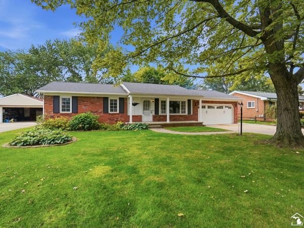 15592 Eastwood Street, Monroe, MI 48161