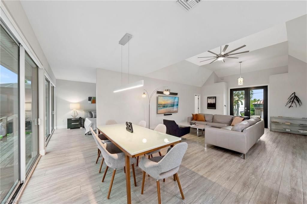 1282 Venetian Way , Naples, FL 34110 Photo