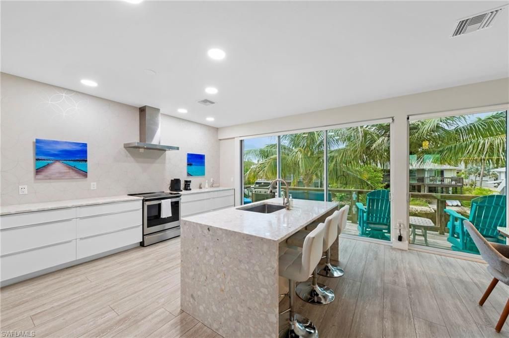 1282 Venetian Way , Naples, FL 34110 Photo