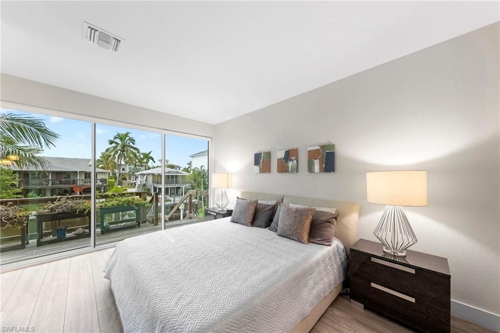 1282 Venetian Way , Naples, FL 34110 Photo