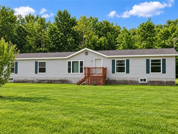9600 Powers Road , Weedsport, NY 13166