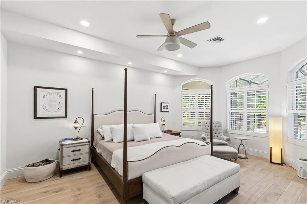9235 The Ln , Naples, FL 34109 Photo