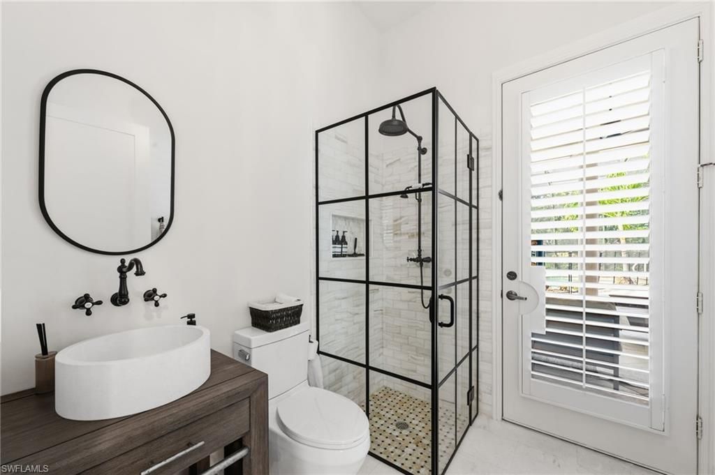 9235 The Ln , Naples, FL 34109 Photo