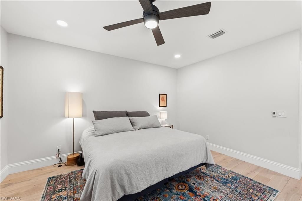 9235 The Ln , Naples, FL 34109 Photo