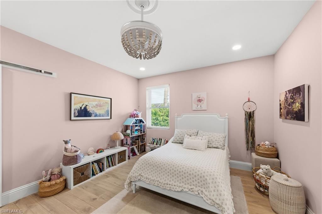 9235 The Ln , Naples, FL 34109 Photo