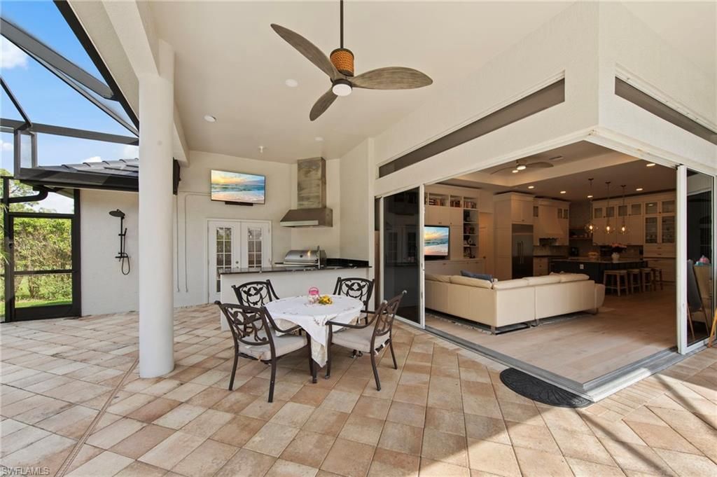 9235 The Ln , Naples, FL 34109 Photo