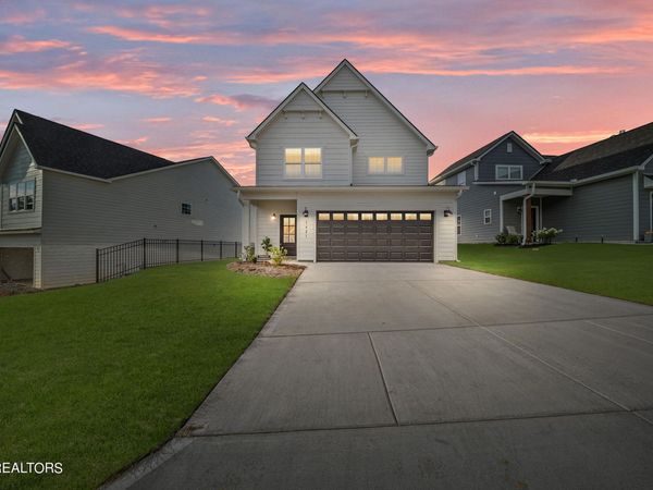 1621 Spring Berry Lane, Knoxville, TN 37924