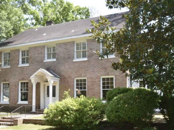 1211 River Road, Greenwood, MS 38930