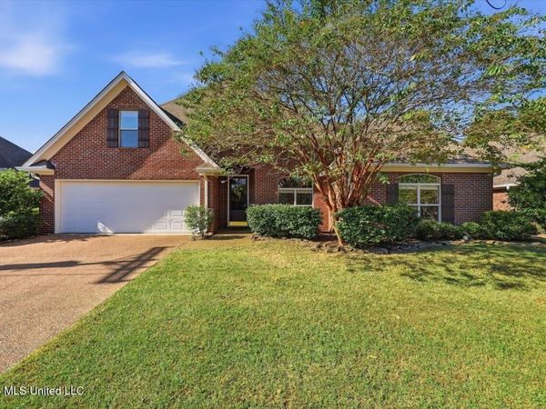 127 Eastside Drive, Brandon, MS 39047