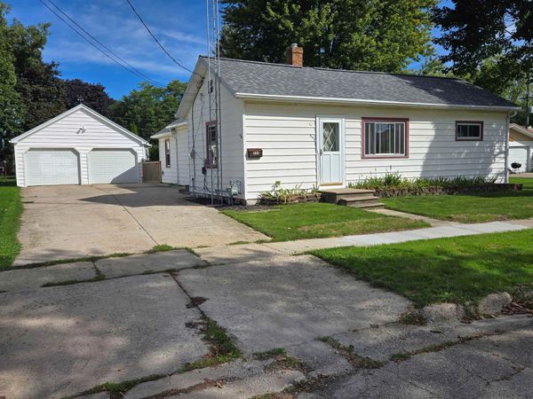554 Scott Street, Ripon, WI 54971