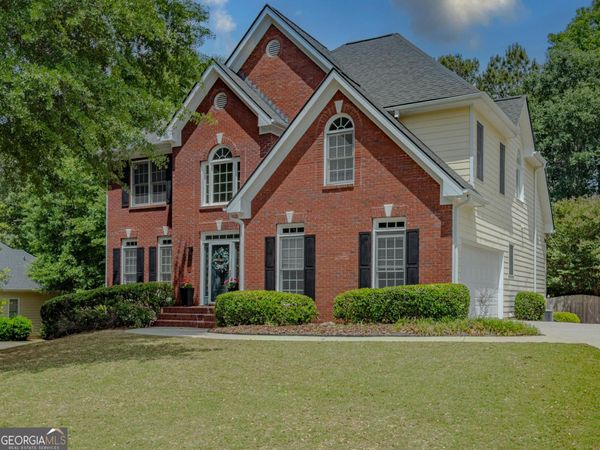 1116 Maple Creek Ridge, Loganville, GA 30052