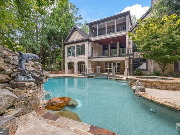 536 St Ives Walk, Monroe, GA 30655