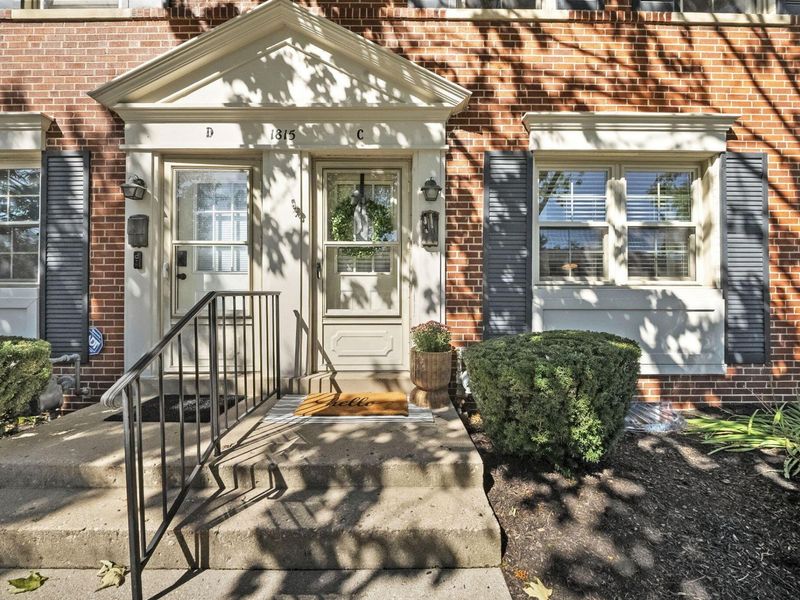 1815 Kings Court, Unit 69, Columbus, OH 43212 Photo 1