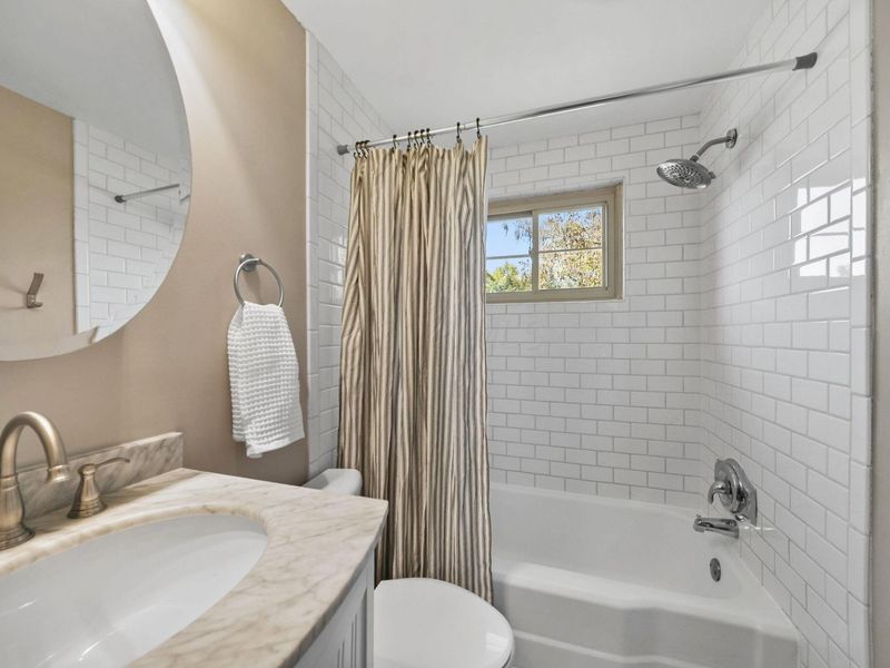 1815 Kings Court, Unit 69, Columbus, OH 43212 Photo 11