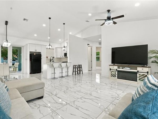 469 Montura AVE, CLEWISTON, FL 33440