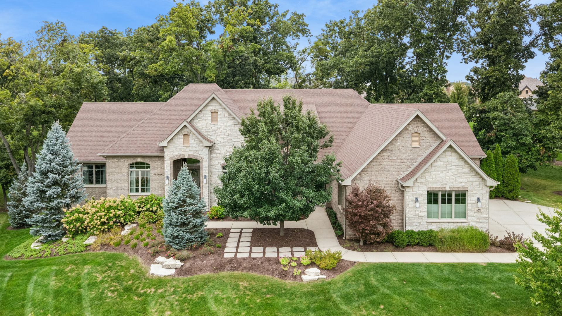 16270 Lakewood Path, Homer Glen, IL 60491 Main Photo