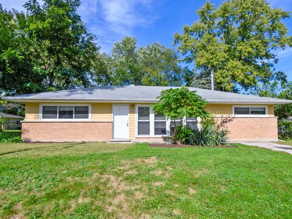 140 Nashua Street , Park Forest, IL 60466