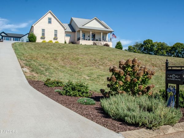 629 Winding Creek Way, Walland, TN 37886
