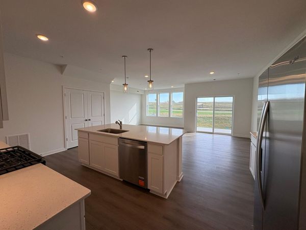 6287 Ivywood Avenue S, Cottage Grove, MN 55016