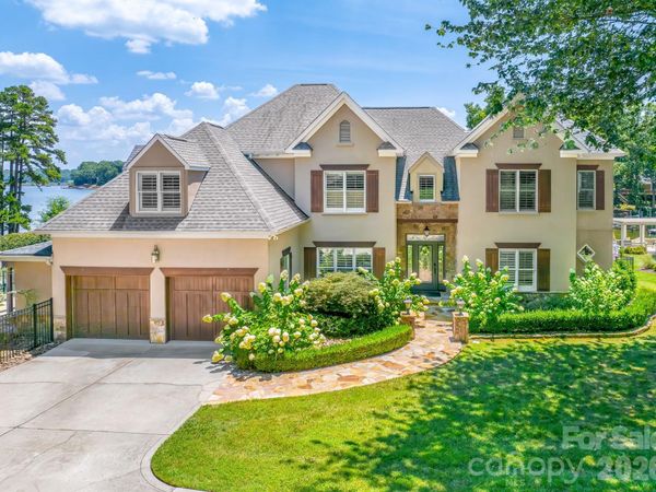 21206 Captiva Court , Cornelius, NC 28031